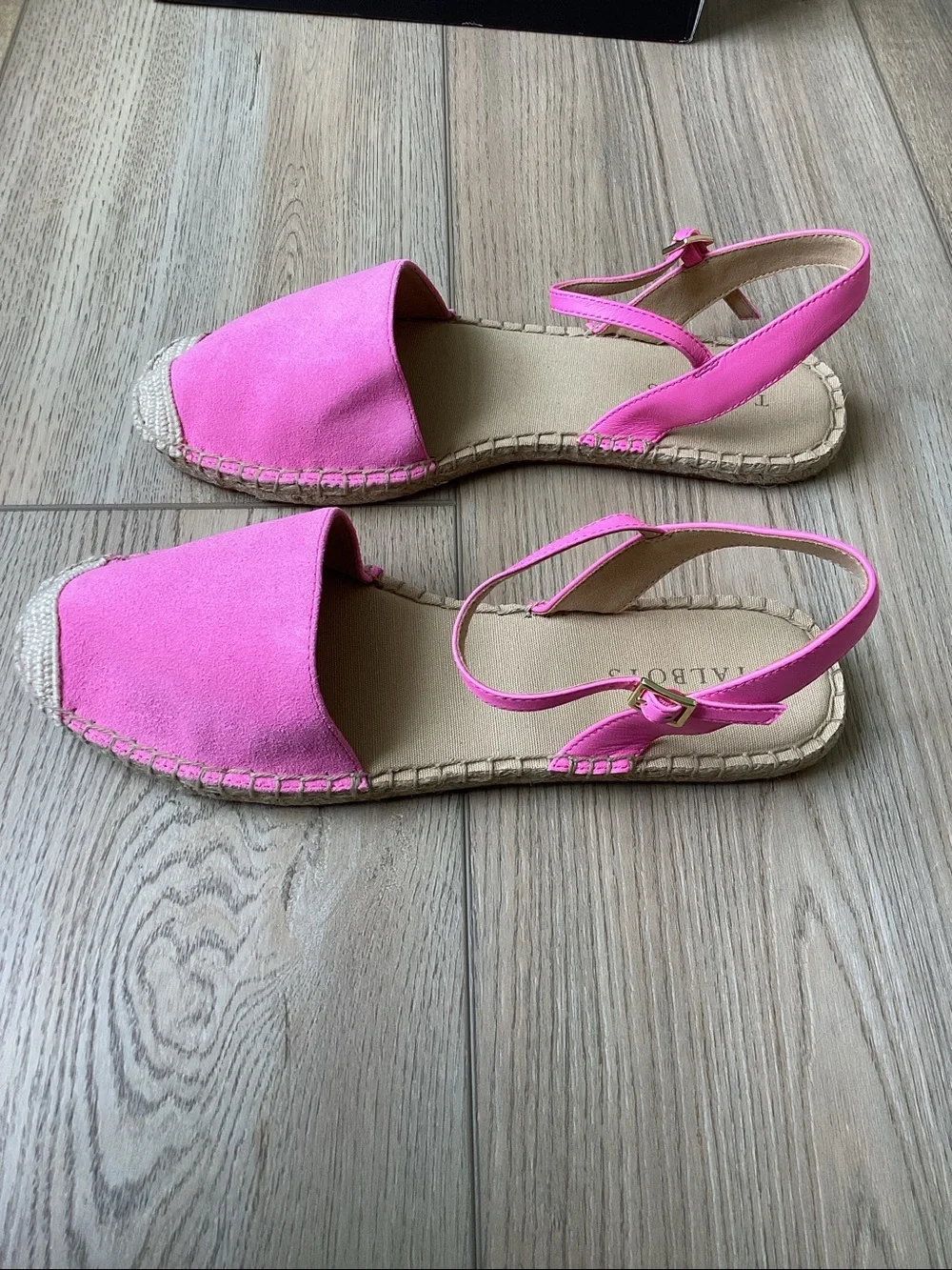 NIB Talbots Izzy D’Orsay Suede Espadrille Sandals Brilliant Pink Size 9.5